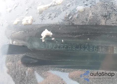 2018 Toyota Highlander Le Plus from USA, damaged, VIN 5TDZZRFH8JS286161